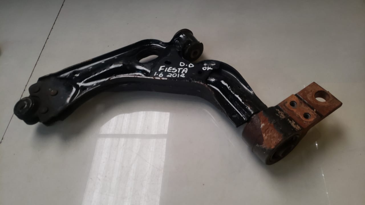 Bandeja Dianteira Direita Ford Fiesta 1.6 2012