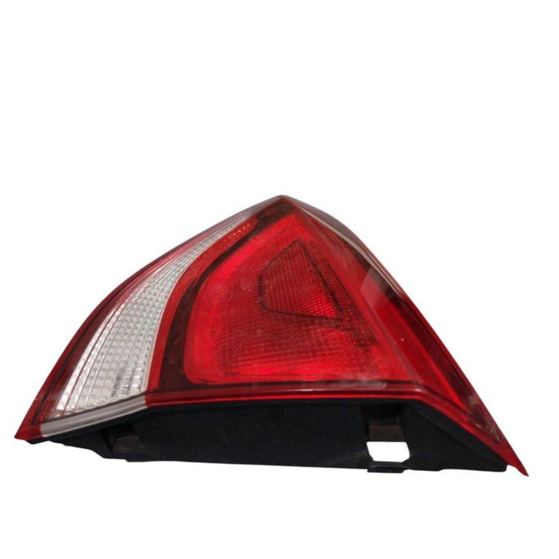Lanterna Tampa Chevrolet Spin 2018 2019 Traseira Direita Direito/passageiro Vermelho