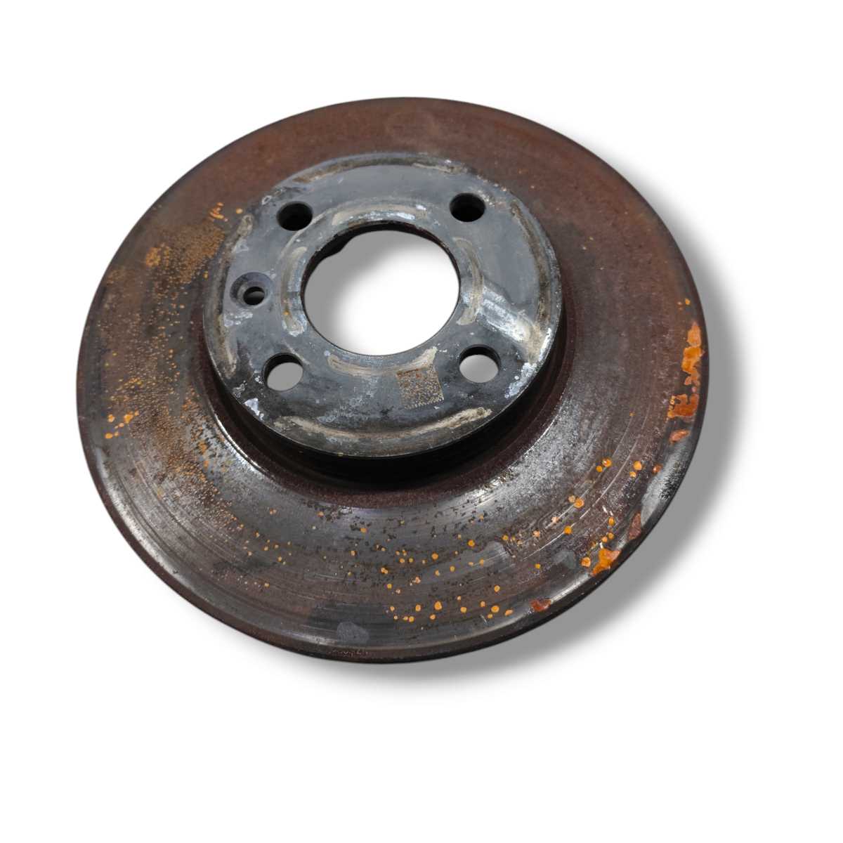 Disco de freio dianteiro direito Chevrolet Onix plus 2020