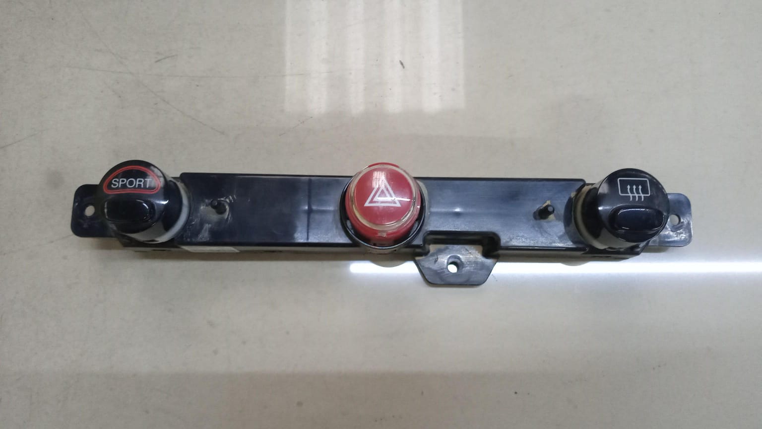 Comando Botão Alerta Desembaçador Fiat 500 2008 a 2013