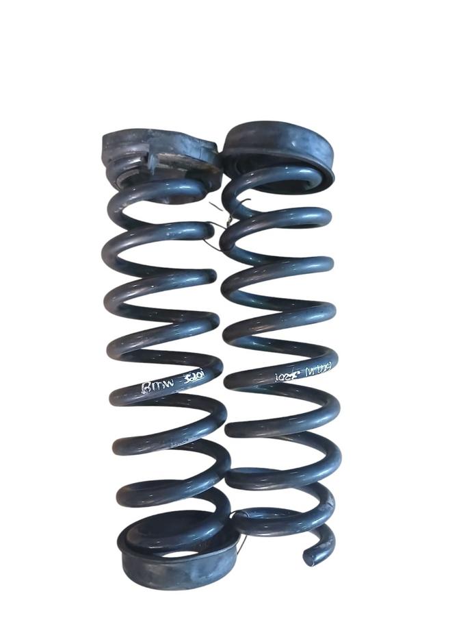 PAR DE MOLA TRASEIRA BMW 320I 05/11