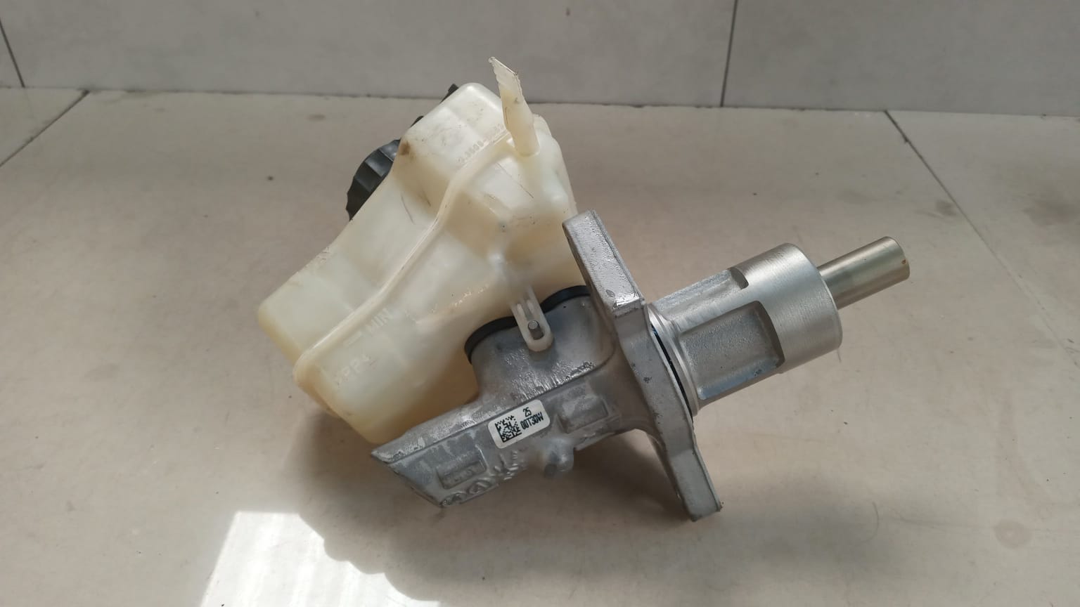 Cilindro Mestre C/Reservatório Bmw 120i 2.0 2010