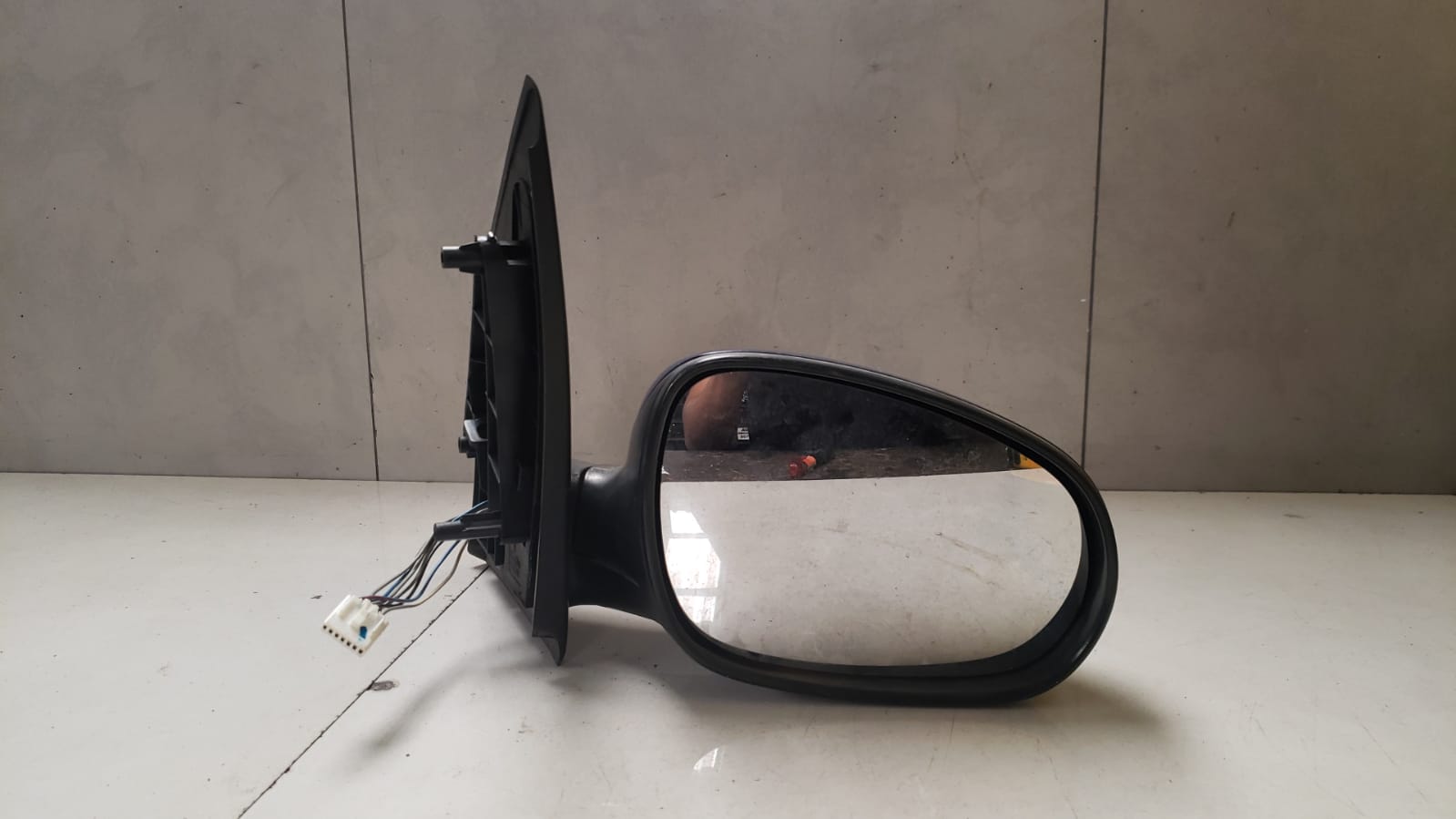 Retrovisor elétrico Direito Fiat Siena 2012 a 2021