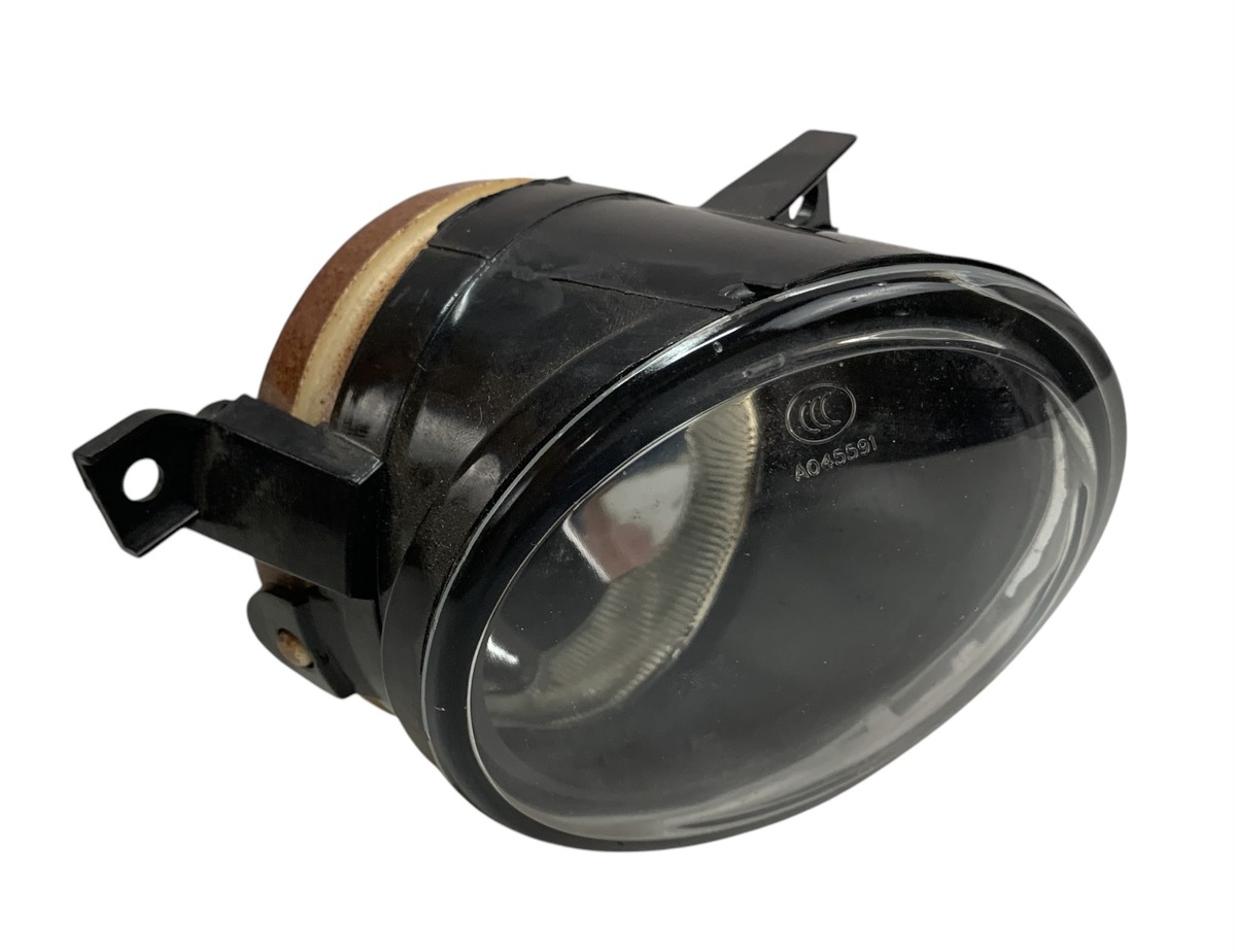 Farol Milha Lado Direito  Amarok 2010 A 2015