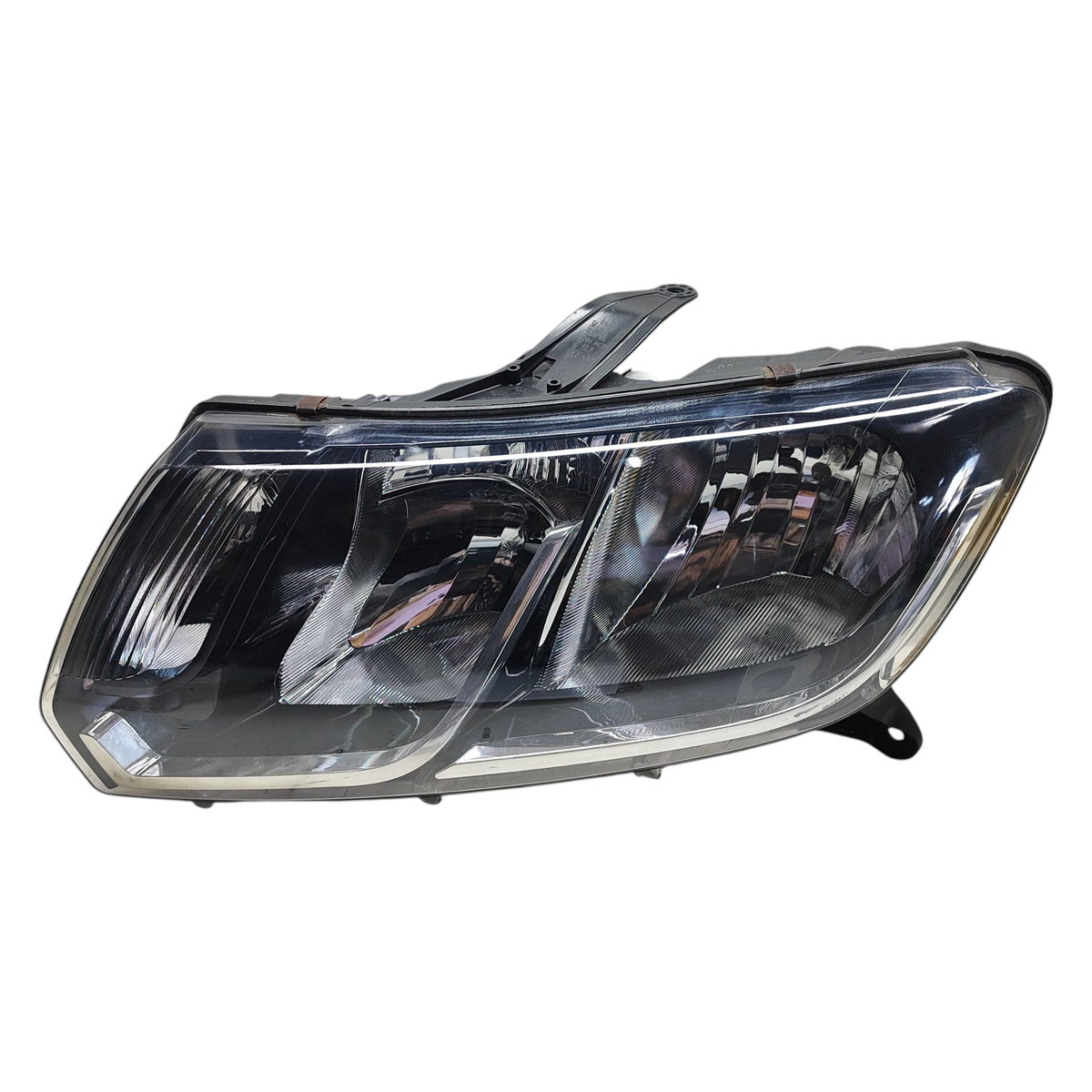 Farol Esquerdo Sandero 15/20 Logan 2014 a 2020 Friso Cromado