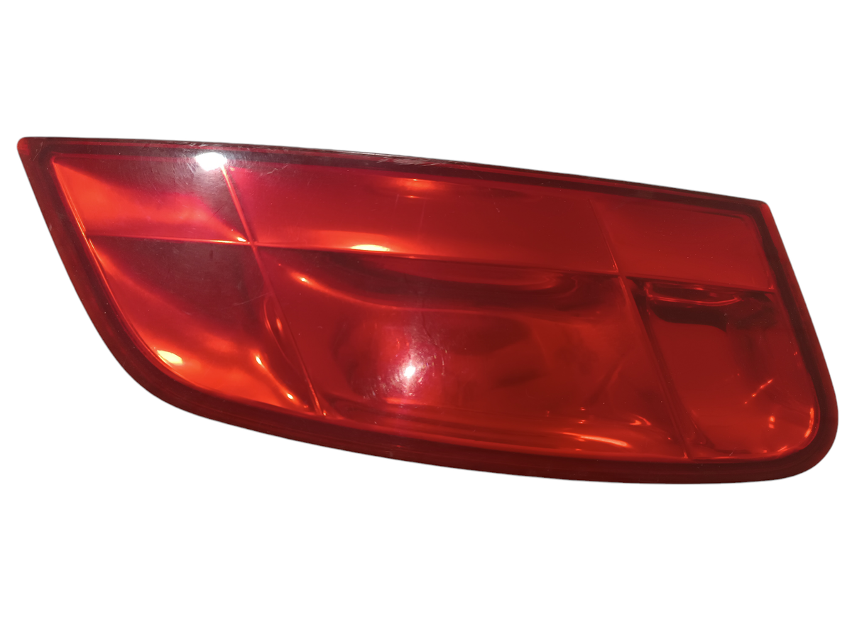Lanterna Tampa Traseira direito Fiat Siena 2005-2012