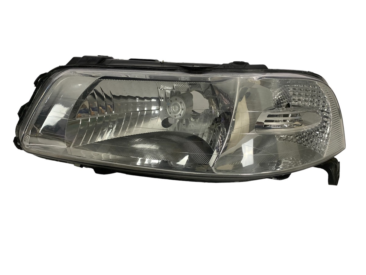 Farol Esquerdo Gol Saveiro Parati G3 Foco Simples Crom