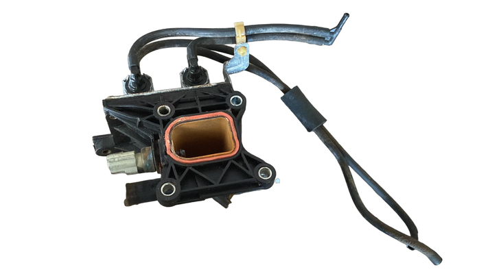 Carcaça Válvula Termostática Ford Focus 2012 2.0 6G9G8k556AA