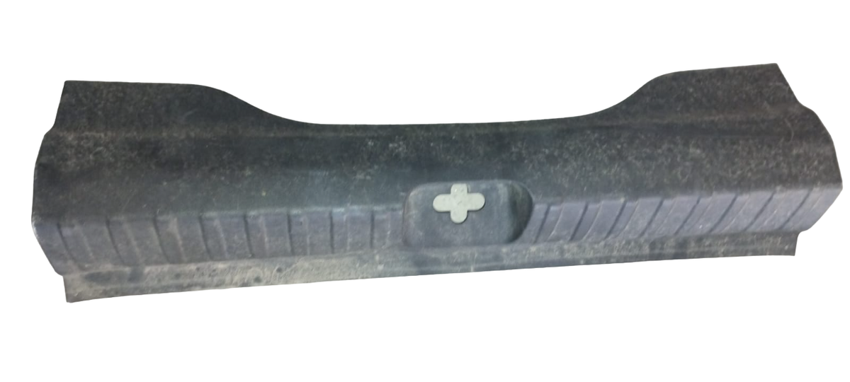 Moldura Acabamento Porta Malas Onix Turbo 1.0 2020 A 2024
