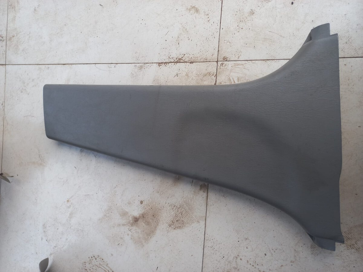 ACABAMENTO COLUNA DIREITA COROLLA 2003 Á 2008 6241302120