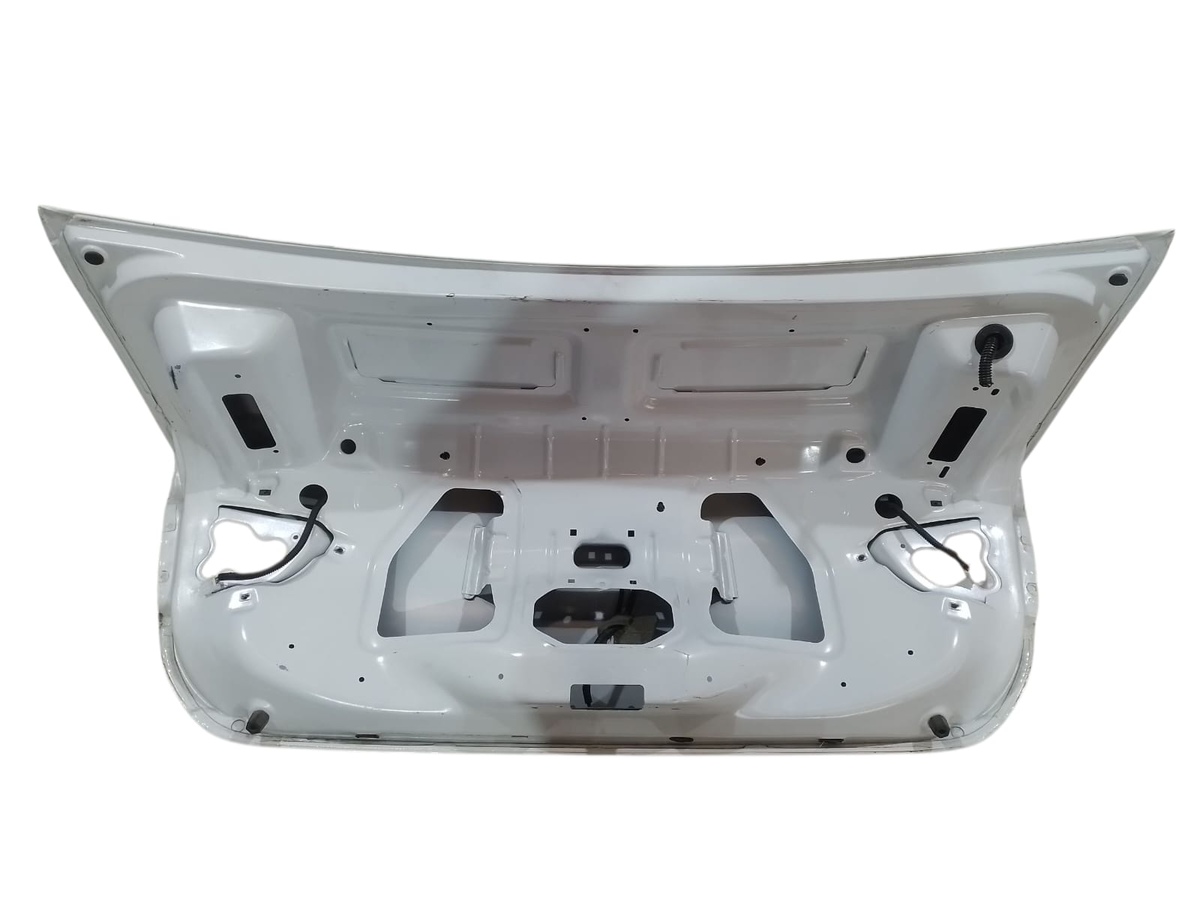 Tampa traseira fiat grand siena 2019/2021