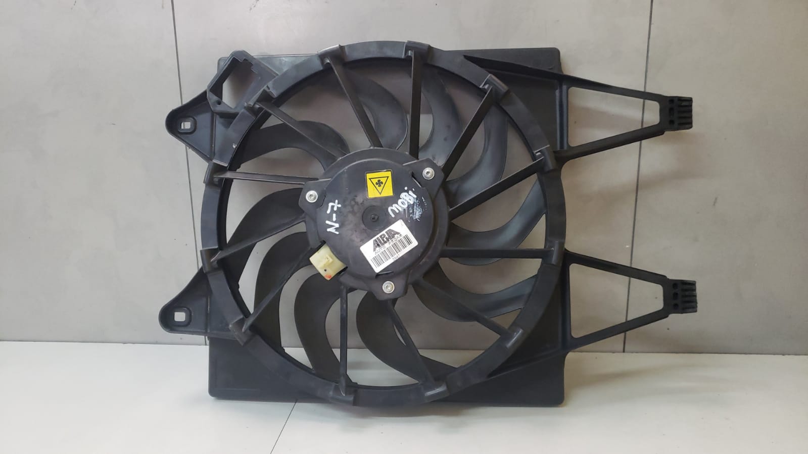 Defletor Ventoinha Fiat Mobi 2016 A 2021 10 Pás