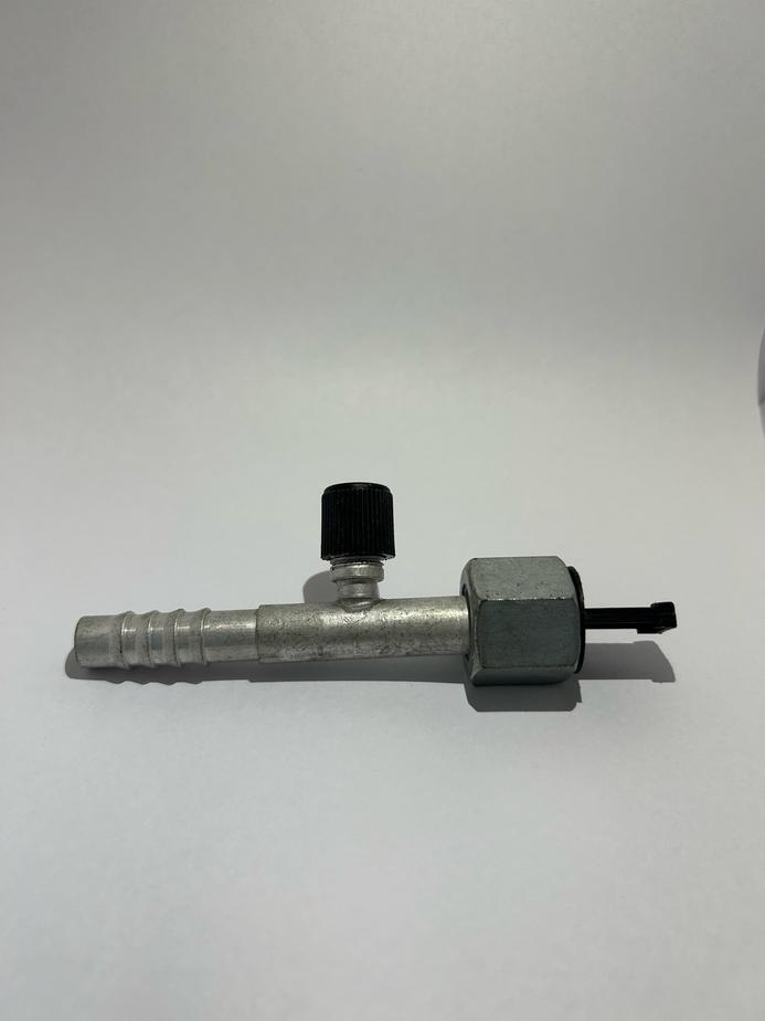 CONEX 8 RETA COMUM COM VALVULA