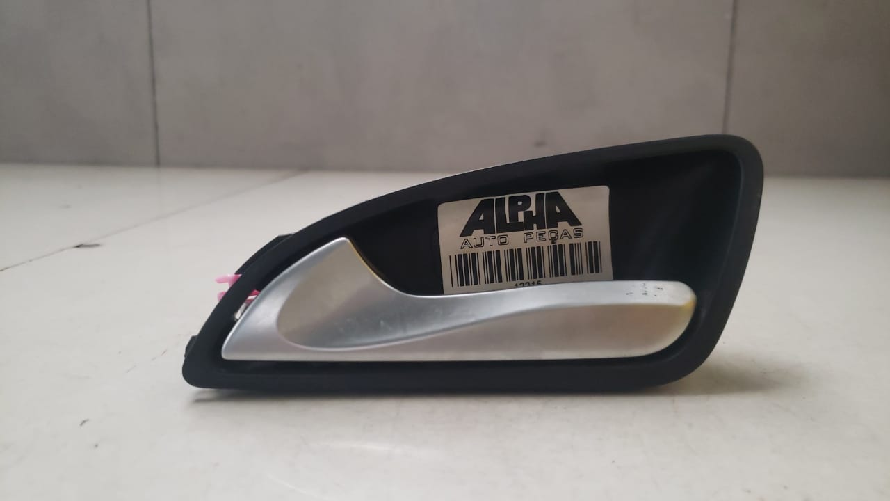 Maçaneta interna esquerda Hyundai Hb20 2012 a 2019 (2)