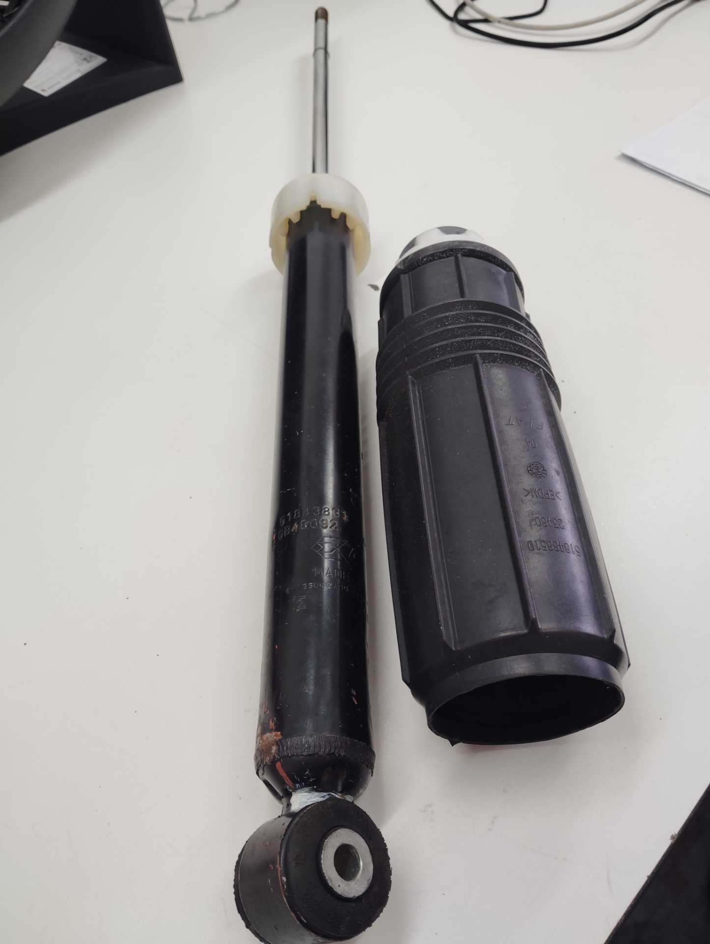 Amortecedor Traseiro Fiat Palio Essence 1.6 2015