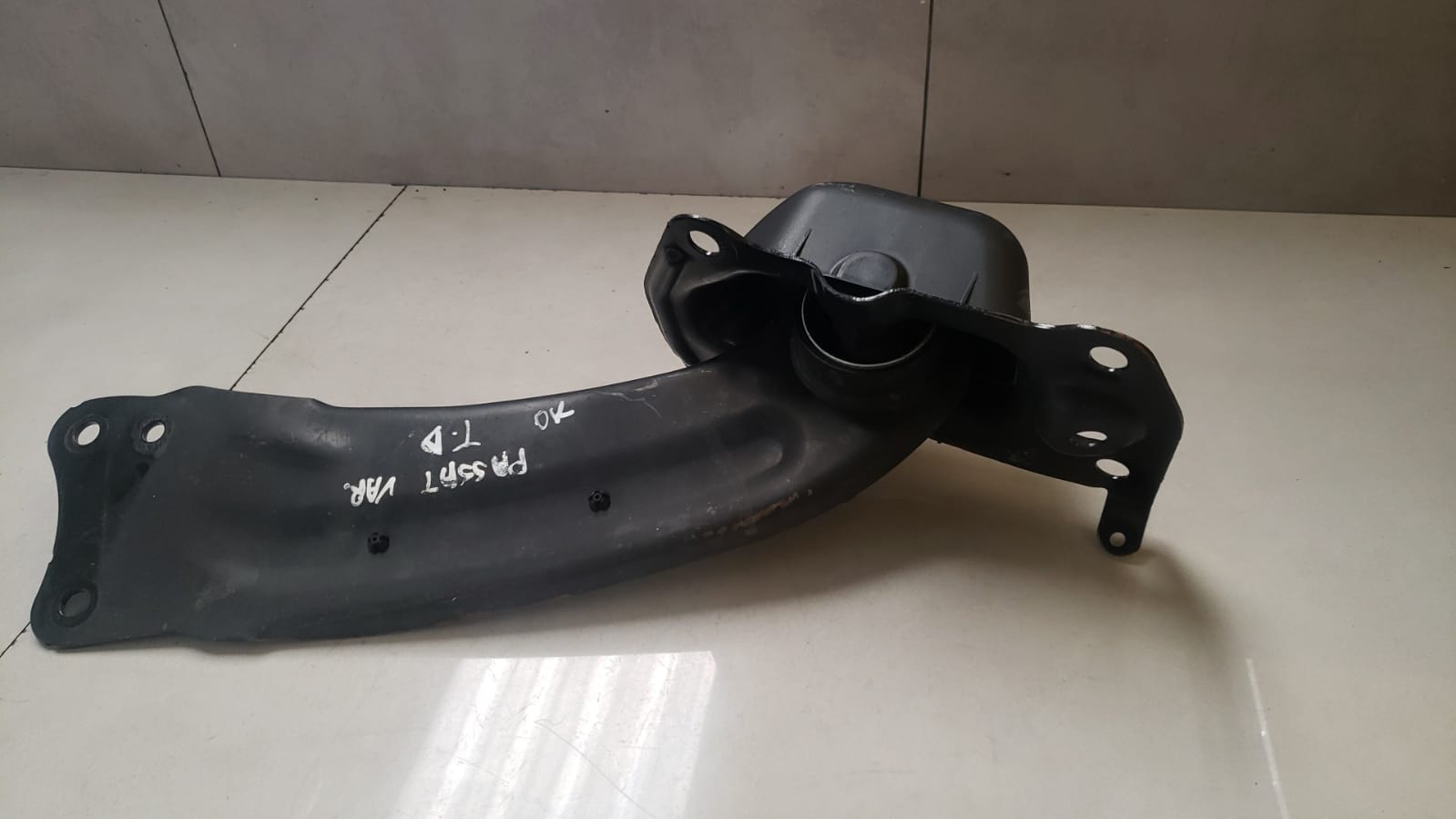 Braço Facão Traseiro Direito Vw Passat Variant 2008 A 2010