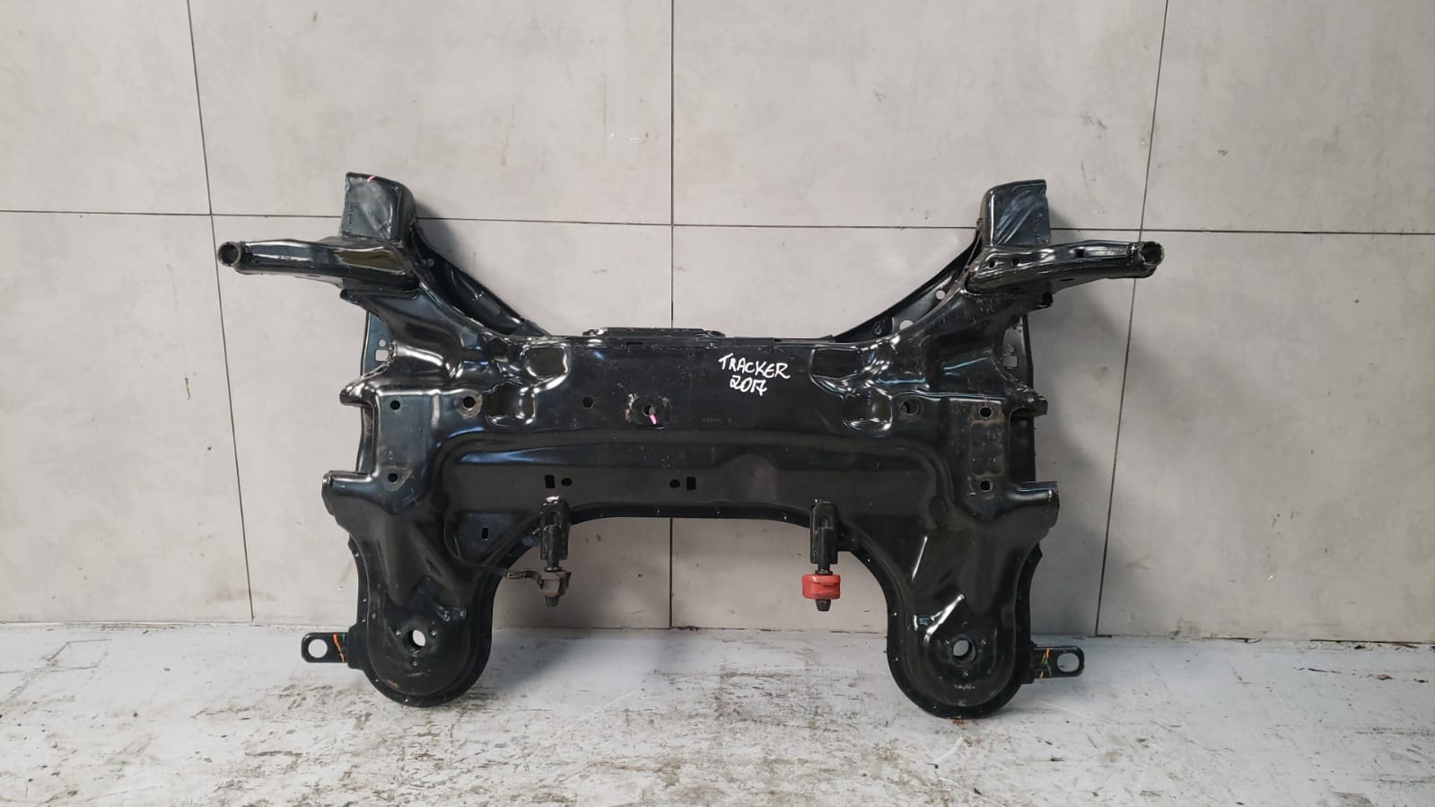 Quadro suspensão dianteiro Gm Tracker 2017 a 2020