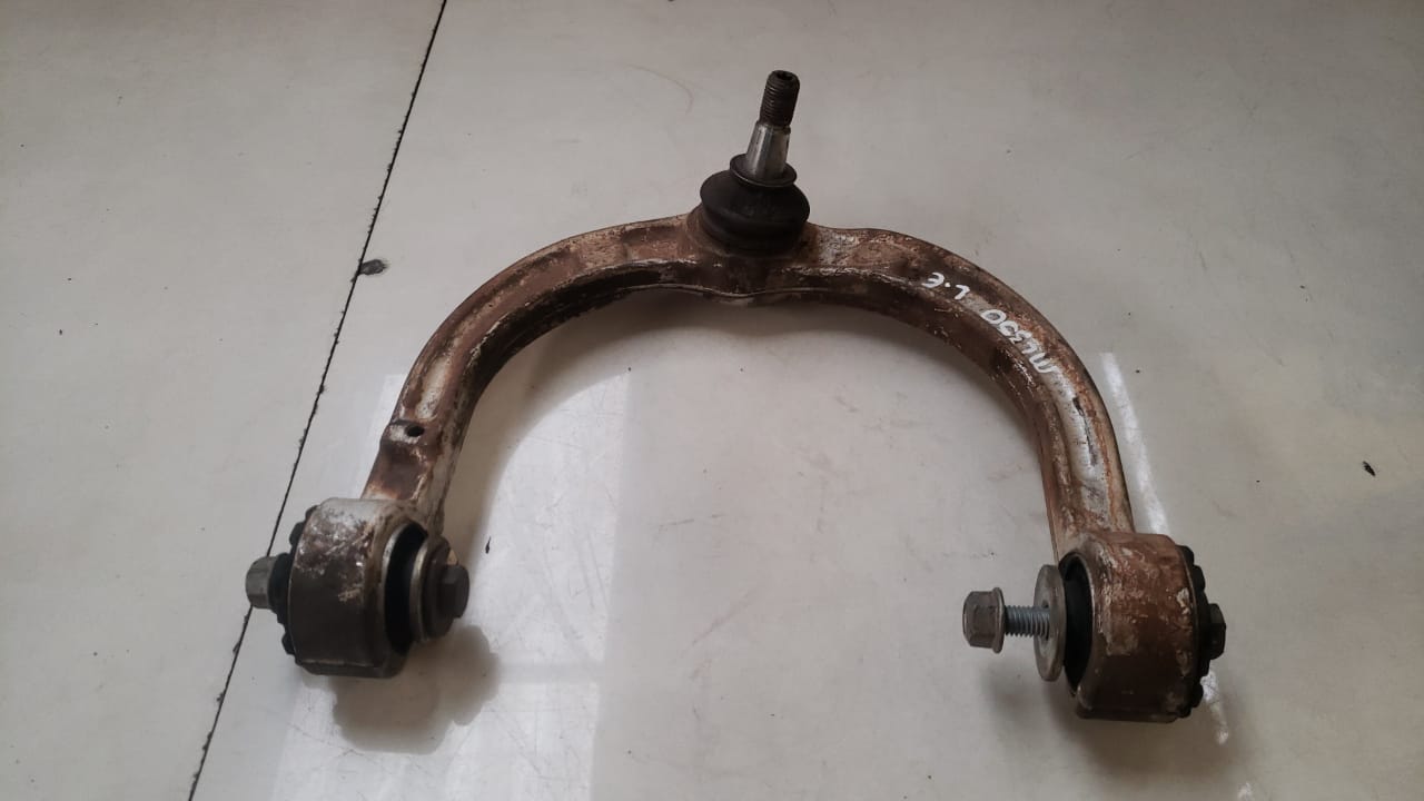 Bandeja Superior Esquerda Mercedes Ml350 3.0 2006 a 2011