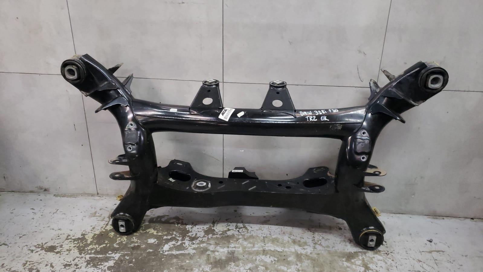 Quadro Suspensão Traseiro Bmw 328i 2013 A 2016