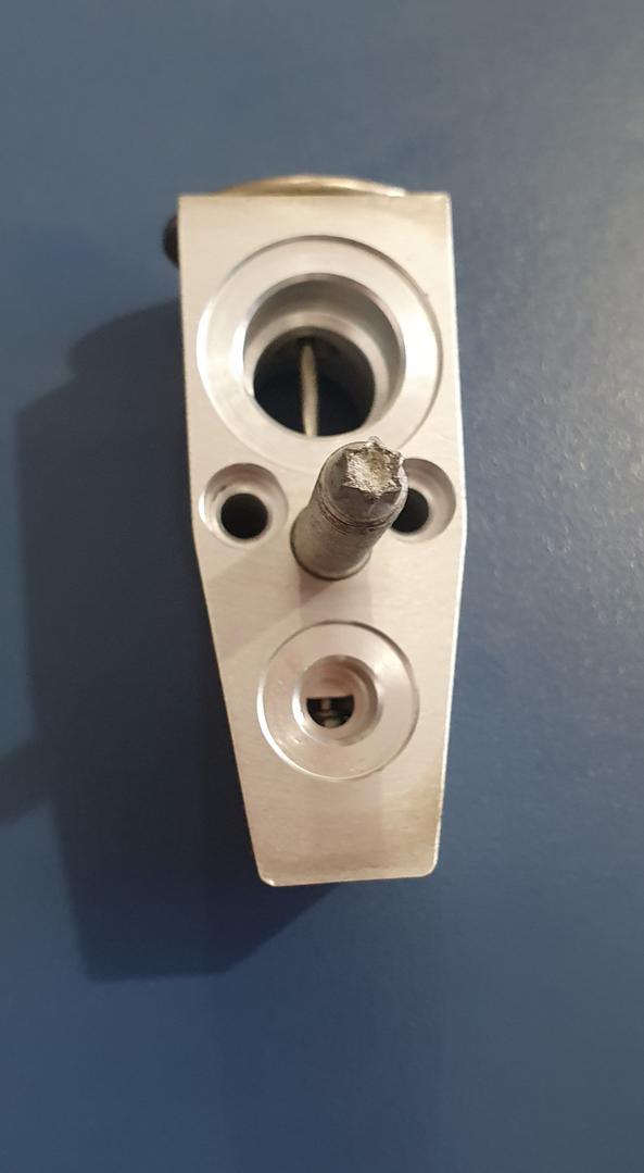 RD VALVULA BLOCK DODGE JOURNEY FIAT FREEMONT ORIGINAL