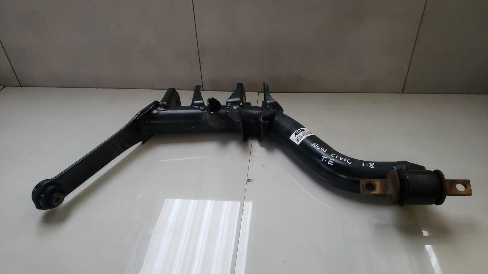 Bandeja Traseira Esquerda Honda Civic 1.7 2001 A 2006