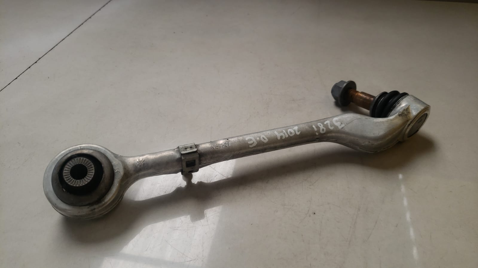 Braço Dianteiro Esquerdo Bmw 328i 2.0 2014 685299104