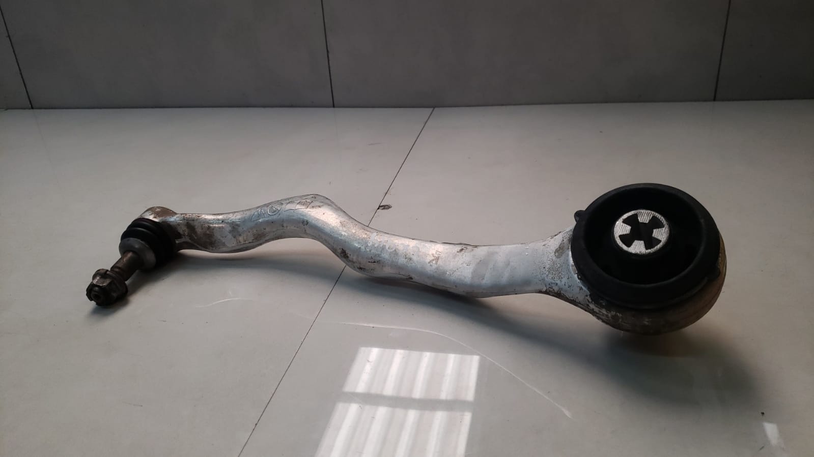 Braço Suspensão Dianteira Direita Bmw 328i 2013 A 2016