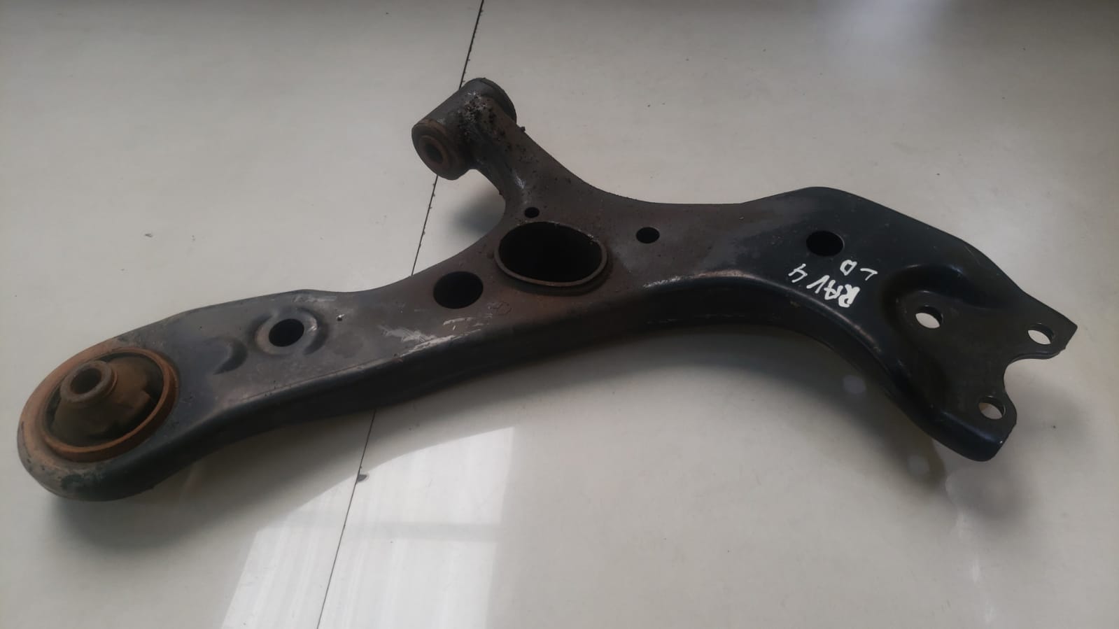 Bandeja Dianteira Direita Toyota Rav4 2013 2014 2015 2016