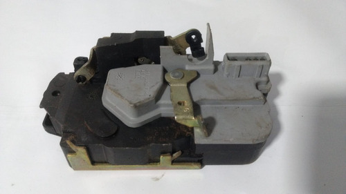 Fechadura Elétrica Porta Traseira Esquerda Peugeot 206 