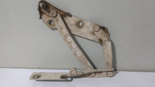 Dobradiça Capô Lado Esquerdo Chevrolet Vectra 97-05