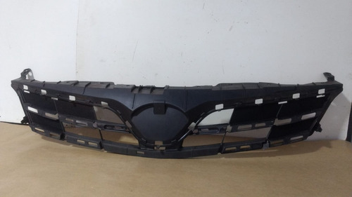 Grade Radiador Toyota Corolla 2012-2014 5311402140