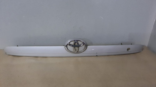 Moldura Tampa Traseira Toyota Filder 2004/08 - 7680102230