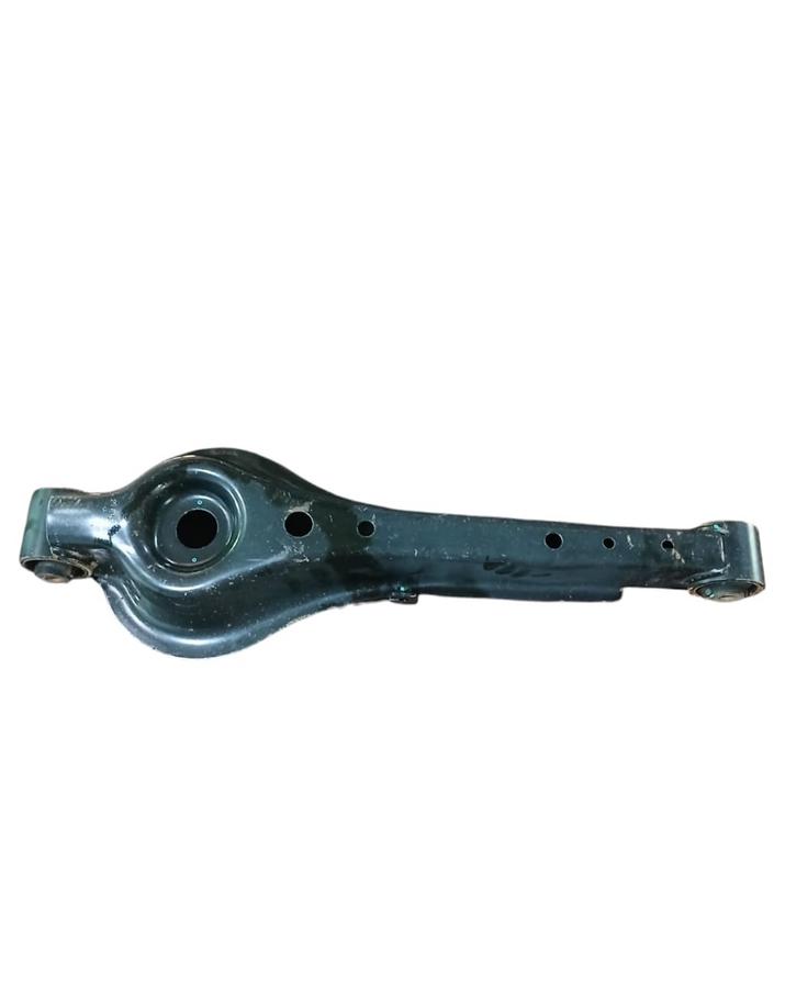 BANDEJA TRASEIRO ESQUERDO  HILUX SW4 SRX 4X4 17/21