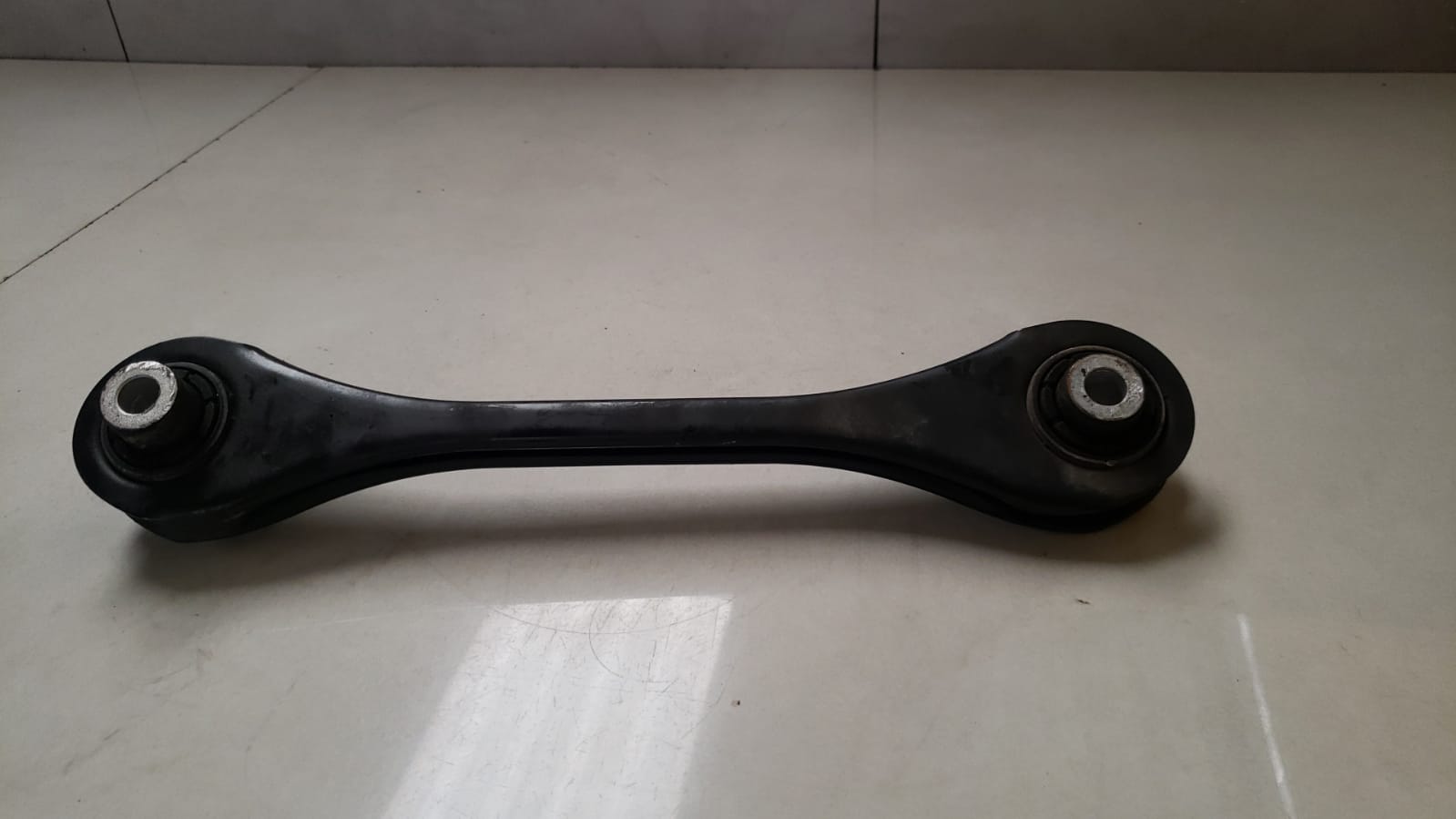 Braço Tirante Traseiro Vw Golf Tsi 1.4 2015 5q0501529c (2)