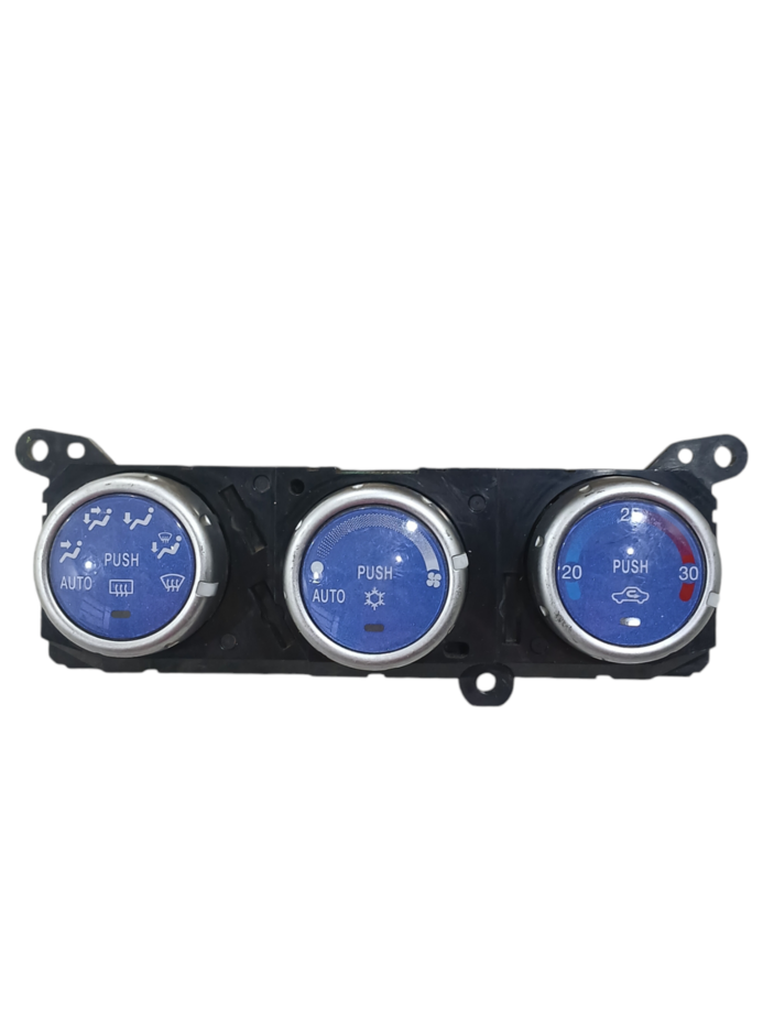 COMANDO DO AR MITSUBISHI L200 TRITON 2008 USADO