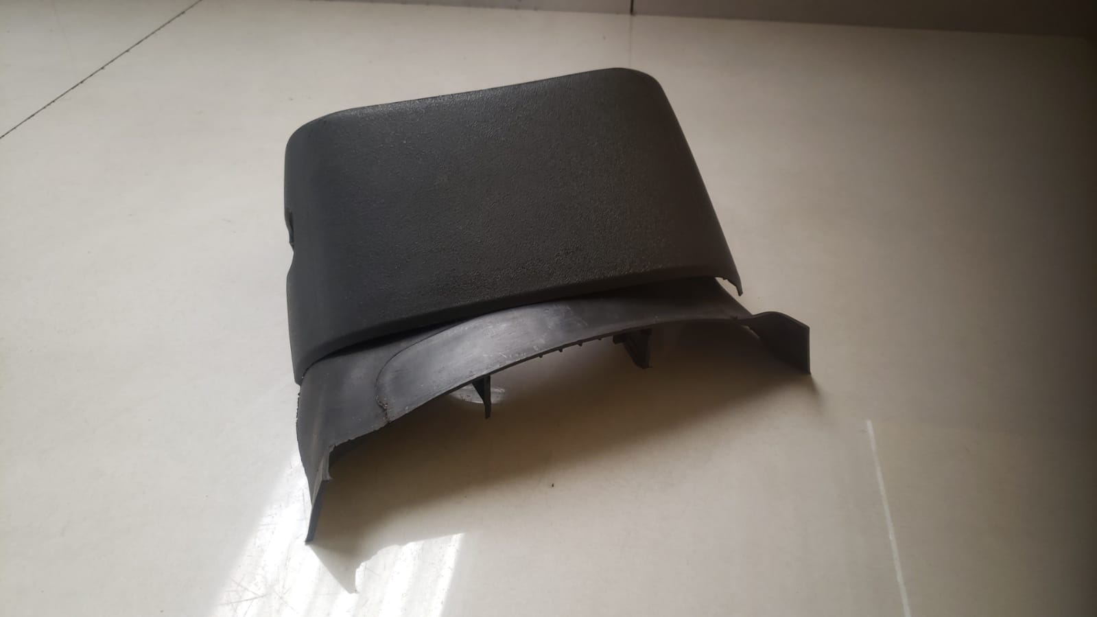 Moldura Superior Coluna Direção Citroën C3 2010