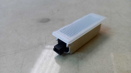 Luz Cortesia Porta Luvas BMW X3 2.0 4x4 2014 (4)