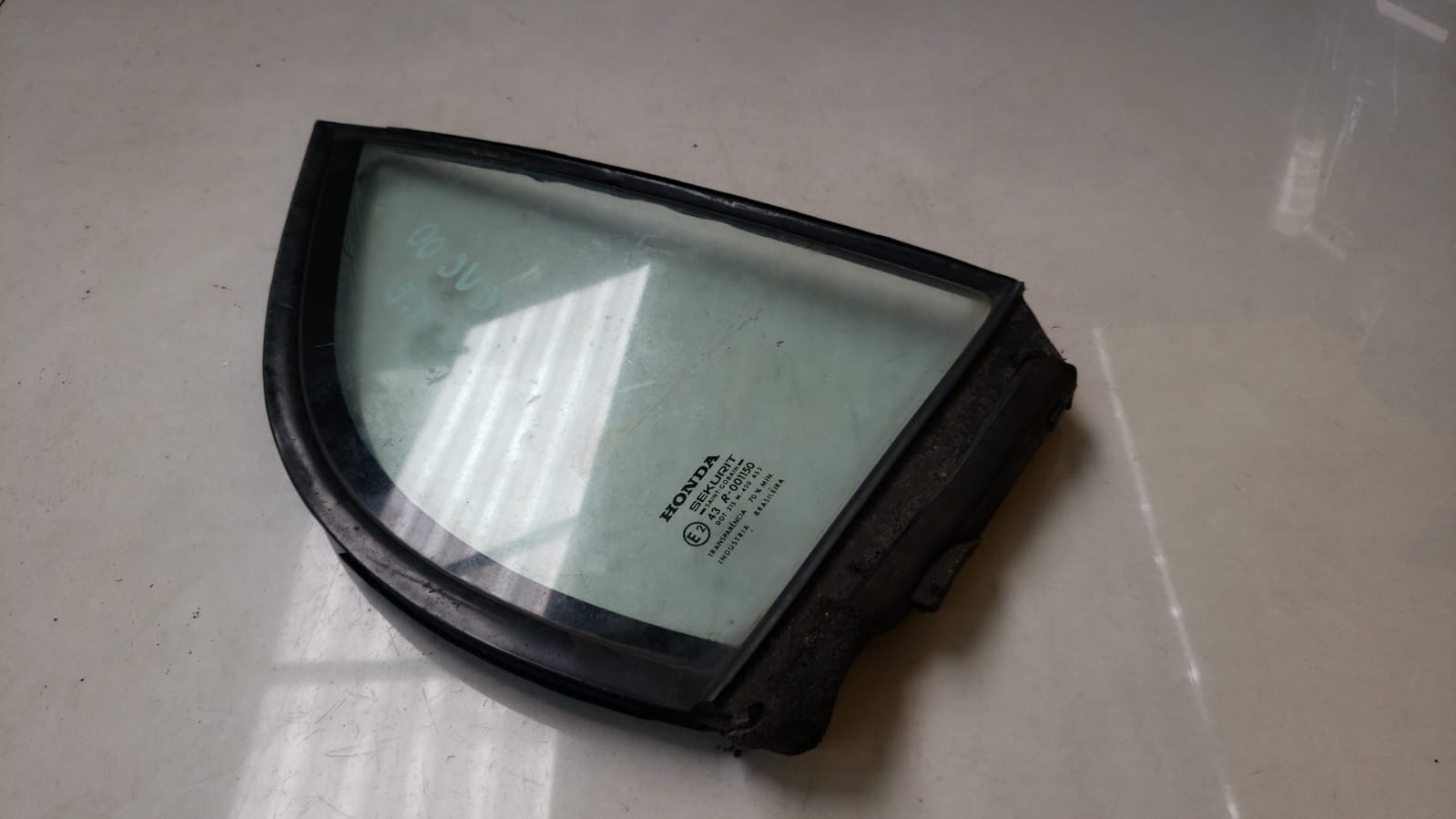 Vidro Fixo Traseiro Esquerdo Honda Civic 1996 A 2000