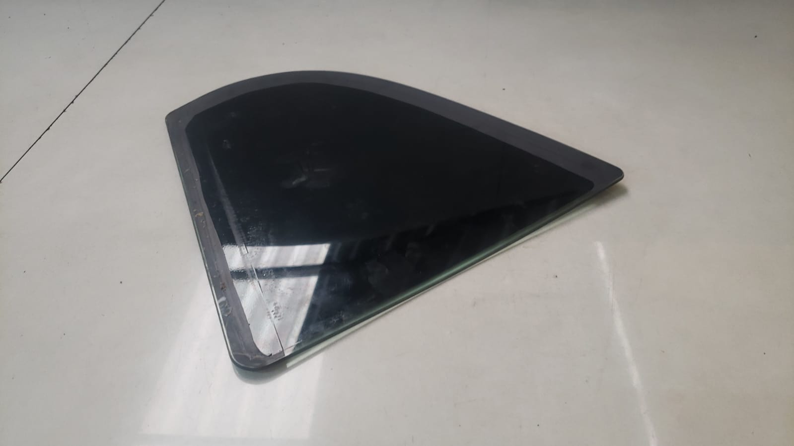 Vidro Fixo Traseiro Esquerdo Renault Fluence 2011 A 2014