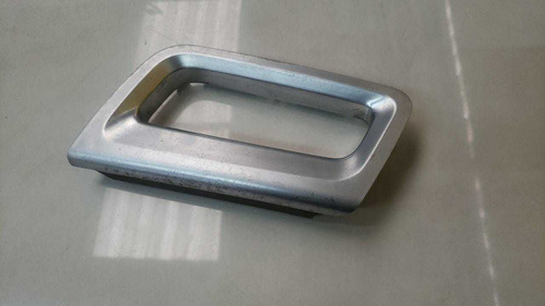 Moldura Maçaneta Interna Direita Gm Captiva 2008 A 2011