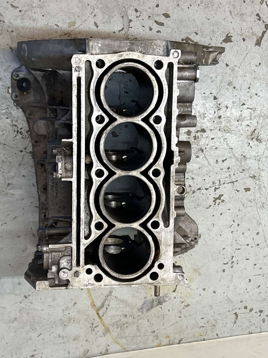 Bloco motor Mercedes Classe C 1.8 16v Gas 2011 a 2012 156cv