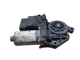 Motor Limpador Traseiro  VW Jetta 08/13 0130821766