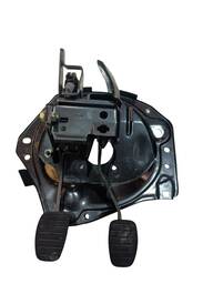 Pedaleira Pedal Embreagem Central Clio 16v /16 