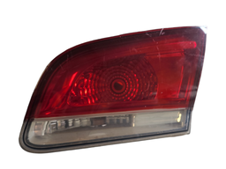 Lanterna Traseira LE mala Fiat Siena 45770719 C/detalhes