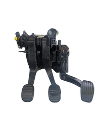 Pedaleira Fiat Mobi Fiorino Strada Com sensor embreagem