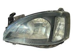 Farol Esquerdo Corsa Montana até 2006 a 2012 Masc Negra Deta
