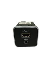Entrada USB Auxiliar Renegade Compass Toro 2020/