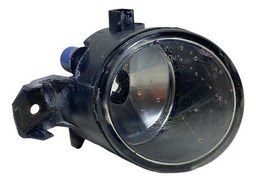 FAROL MILHA VERSA MARCH ESQUERDO 2013 2014 2015 2016