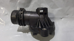 Carcaça Válvula Termostática Bmw X1 320 2.0 2010/12 7510959