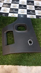 Moldura Da Caixa De Fusível Megane 2012 Com Buraco